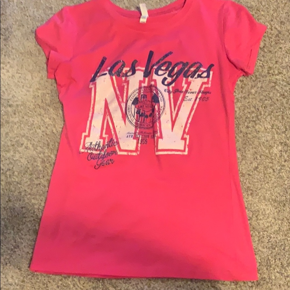 Las Vegas tee